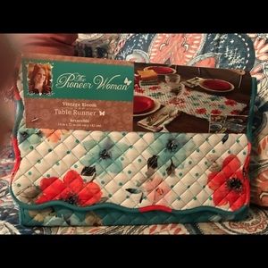 Pioneer Woman Table Runner
